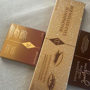 Charlotte tilbury all brands !!! Multi color sets eye shadow !
